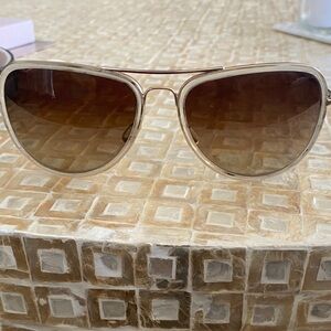Salt white and Gold Frame Polarized Women’s Aviator Sunglasses